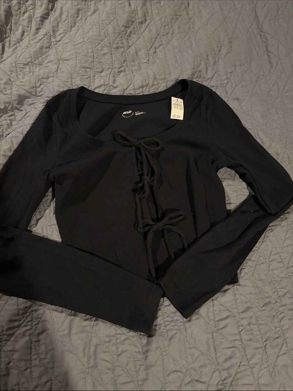 NWT aerie Black Long-Sleeve Lace-Up Scoop Neck Top XS